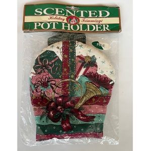 Pine Scented Country Christmas Pot Holder